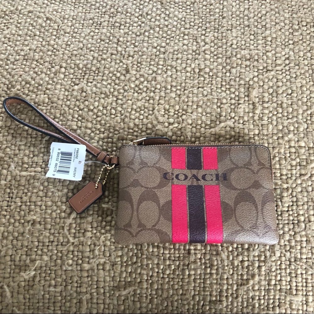 Wristlet